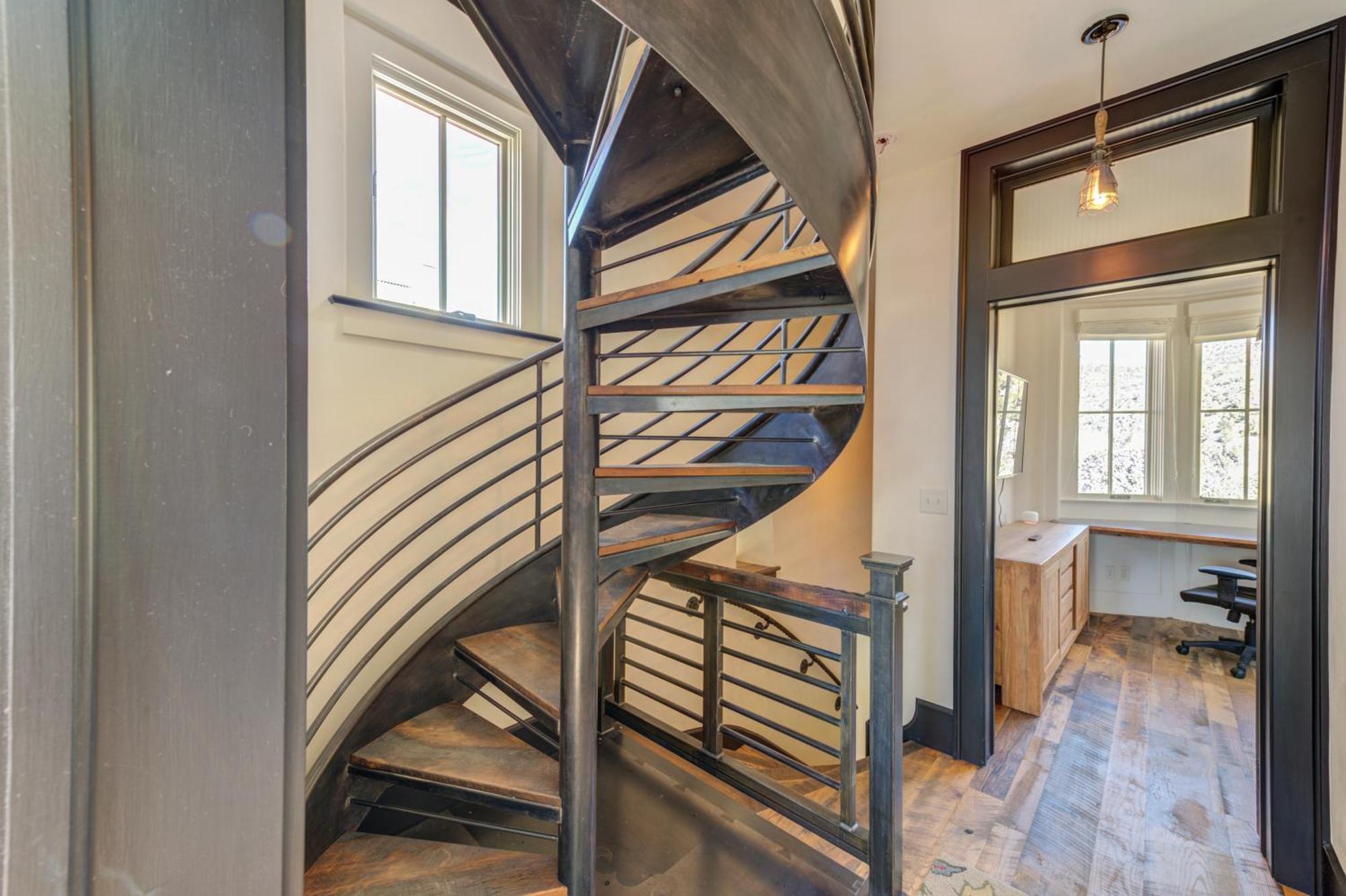 South Main Residences By Surf